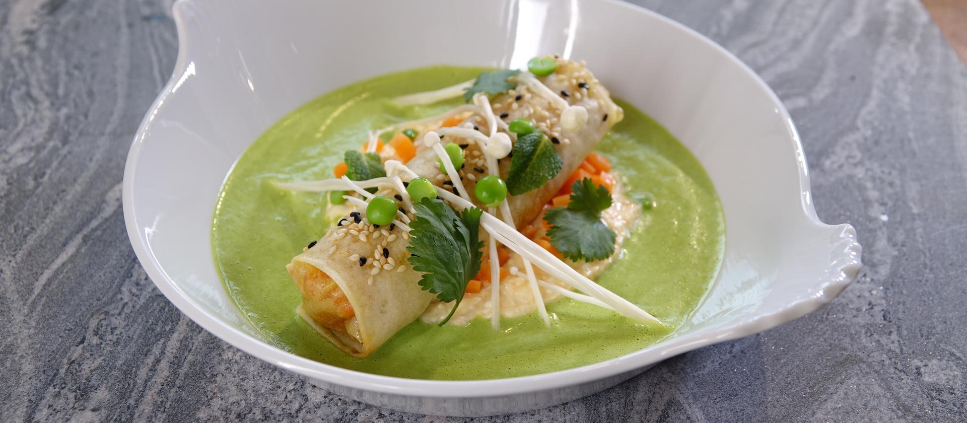 Rezept: Knusprige Cannelloni mit Karottenfüllung an Erbsen-Minze-Sauce ...