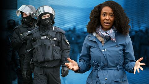 Moderatorin Anne Chebu und zwei Polizist:innen