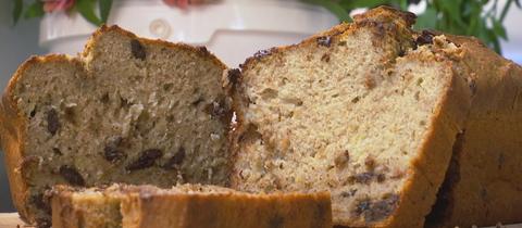 aufgeschnittenes Bananenbrot 