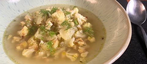 Geröstete Blumenkohl-Suppe mit Fenchel