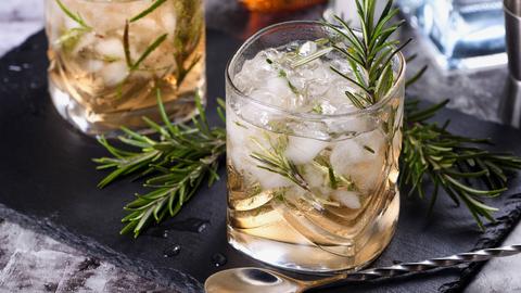 Mocktail mit Rosmarin