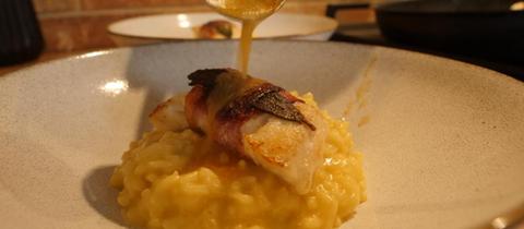 Zander-Saltimbocca mit Risotto