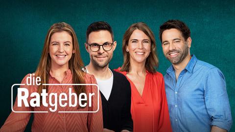 Die Moderatorinnen der Sendung "die Ratgeber" von links nach rechts: Jennifer Sieglar, Kai Fischer, Anne Brüning, Daniel Johé; in der linken, oberen Ecke befindet sich ein das Lable von "die Ratgeber".