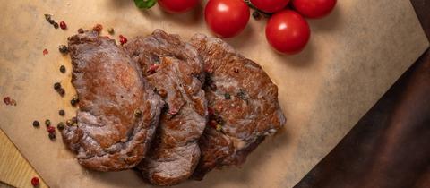 Kopfsalat und Steak 