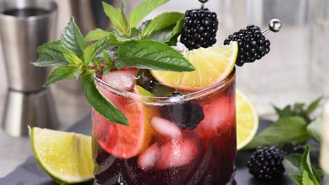 Blaubeer Mojito 