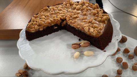 Schokokuchen mit Erdnuss-Karamell
