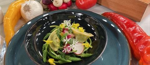 Gefüllte Tortellini mit Radieschen