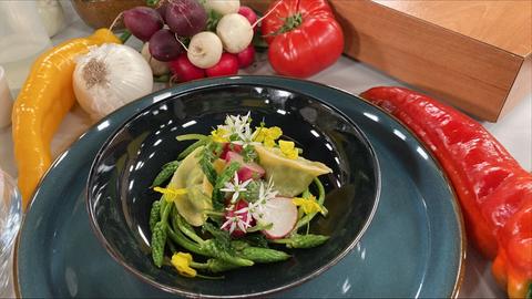 Gefüllte Tortellini mit Radieschen