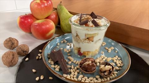 Hafer-Apfel-Birnen-Joghurt-Schichtspeise
