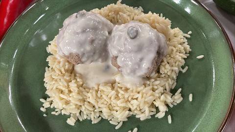 Königsberger Klopse im Reisbett