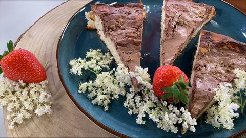 Holunderblüten-Rahmkuchen  