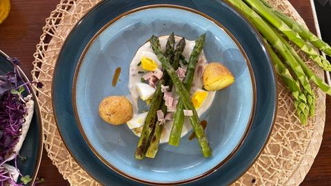 Grüner Spargel mit Kartoffeln und Rockenberger Soße