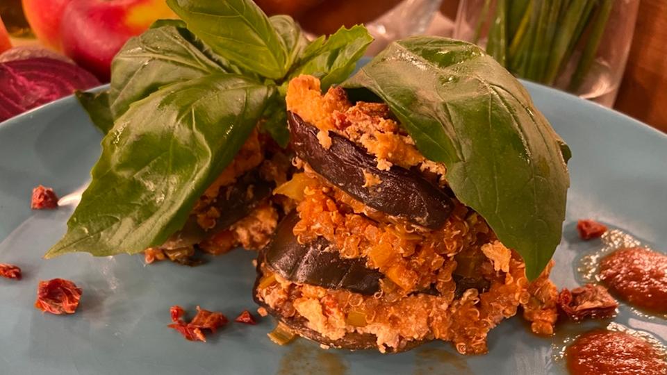 Rezept: Quinoa-Auberginen Lasagne mit Frischkäse | hr-fernsehen.de ...