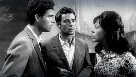 Carmelina (Mariangela Giordano) belastet als Zeugin Toto (Gérard Blain, Mitte) und Nicola (Nino Castelnuovo) schwer.