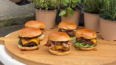 Klaus" Beef Burger