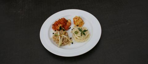 Asia Nudeln, Pasta mit Olivenöl und Lauchzwiebeln, Linsengemüse mit Zucchini, Curry-Reis mit Ingwer und Chili 