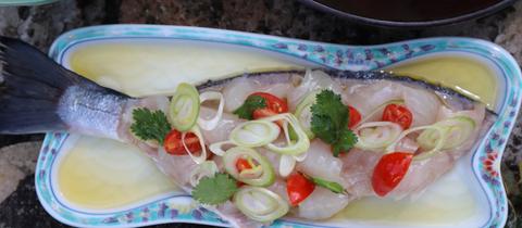 Sashimi von der Dorade mit Wasabi-Creme