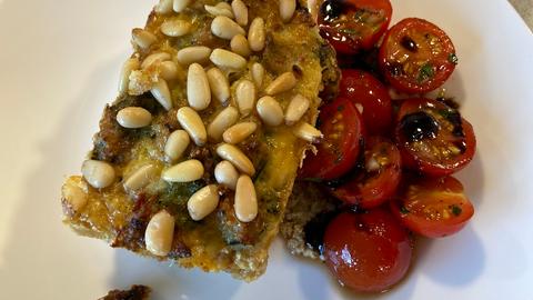 Vorspeise von Michael Huneck: Gemüsemuffin mit Tomatensalat