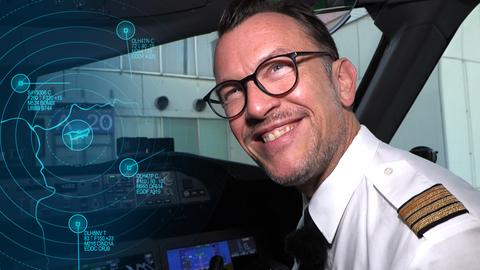 Pilot Markus Hoffmann im Cockpit seiner Boeing 787-9 auf dem Weg nach New York.