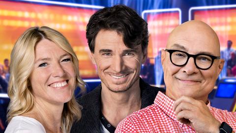 Die Radiostars Thomas Koschwitz (rechts) von hr 1, Tanja Rösner von hr3 und Uwe Becker von hr4 wollen es wissen: Wer schlägt sich am besten durch das Jahr 2018?