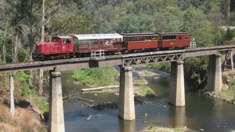 Quert den Thomson River: die Walhalla Goldfields Railway.