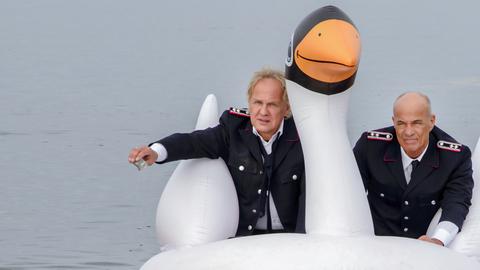 Tom (Uwe Ochsenknecht, li.) und Heinrich (Heiner Lauterbach) haben eine ungewöhnliche Mission.