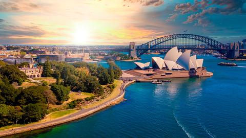 Das Opernhaus in Sydney in der Abendsonne