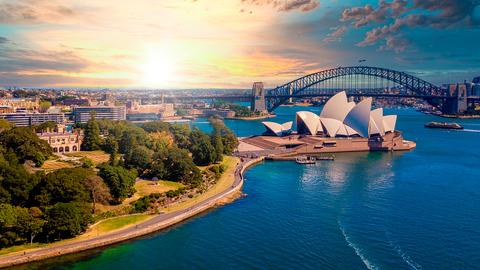 Das Opernhaus in Sydney in der Abendsonne