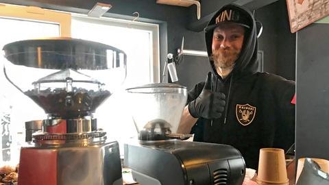 Niko Zagalak will aus einem ehemaligen Kiosk eine Kaffeebude machen.