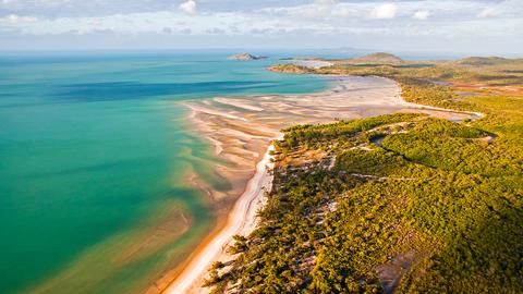 Luftblick auf eine australische Insel.