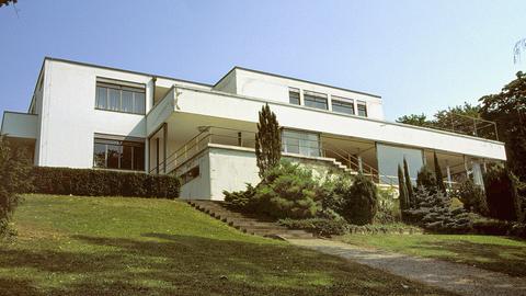 Das Haus Tugendhat im tschechischen Brünn, ist der bedeutendste Bau Ludwig Mies van der Rohes in Europa.