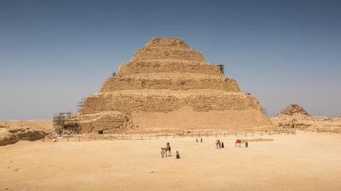 Die Djoser-Pyramide.