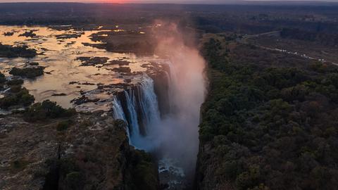 Gigantische Wasserfälle in Afrika