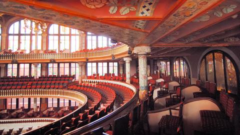 Der Konzertsaal Palau de la Musica Catalana von innen