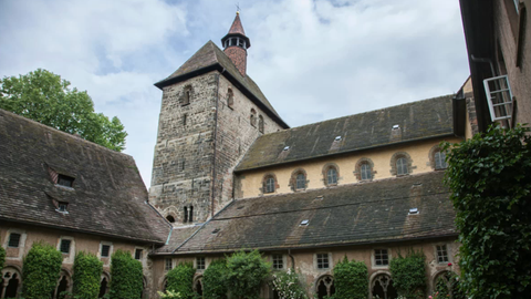 Das evangelische Damenstifts in Hessisch Oldendorf.